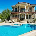 Villa Stunning Ahmet In Dalyan