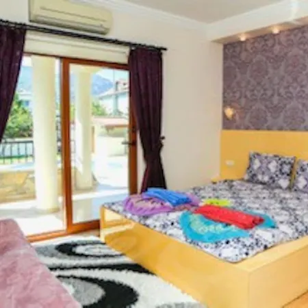 Stunning Ahmet In 빌라