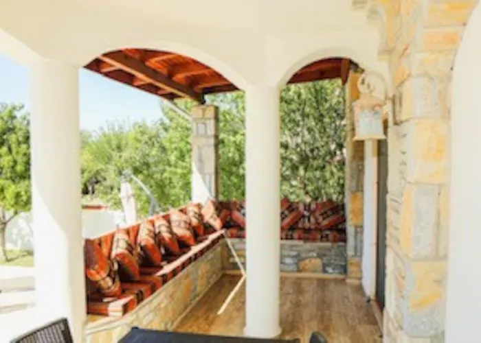 Stunning Ahmet In Villa Dalyan