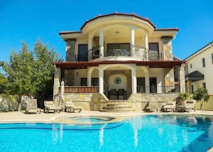 Villa Stunning Ahmet In