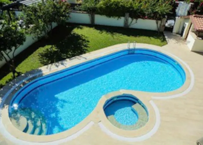 Stunning Ahmet In Villa Dalyan