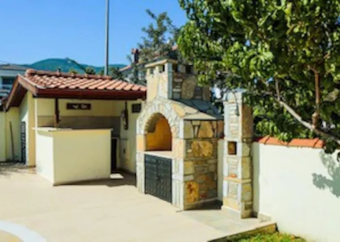 Stunning Ahmet In Villa Dalyan