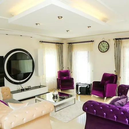 Stunning Ahmet In Villa Dalyan