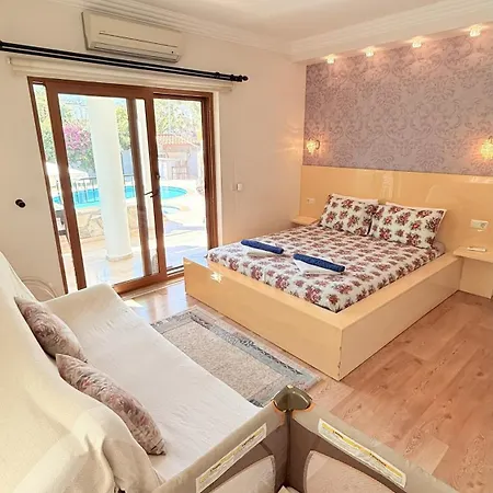 Villa Stunning Ahmet In Dalyan